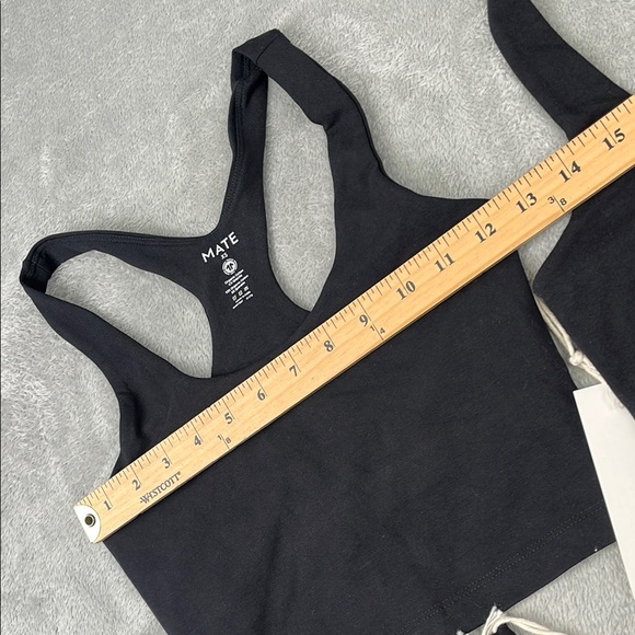 NEW MATE The Label XS Black Pink 4 PC Set, Bra,‎ Tank, Leggings, Shorts - Picture 5 of 16